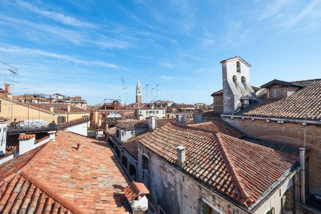 ונציה Ca' Fenice, Charming Apartment In San Marco, Sleep 7 מראה חיצוני תמונה