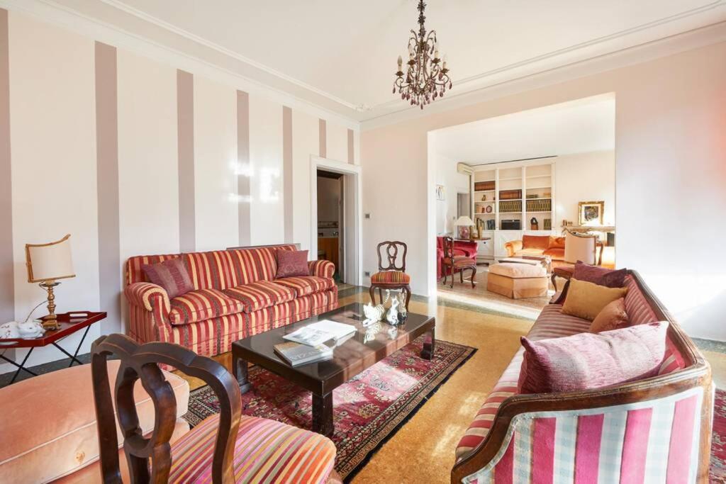 ונציה Ca' Fenice, Charming Apartment In San Marco, Sleep 7 מראה חיצוני תמונה